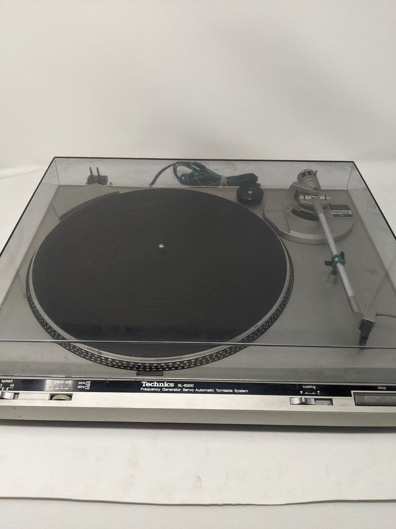 Technics SL-B200 Turntable