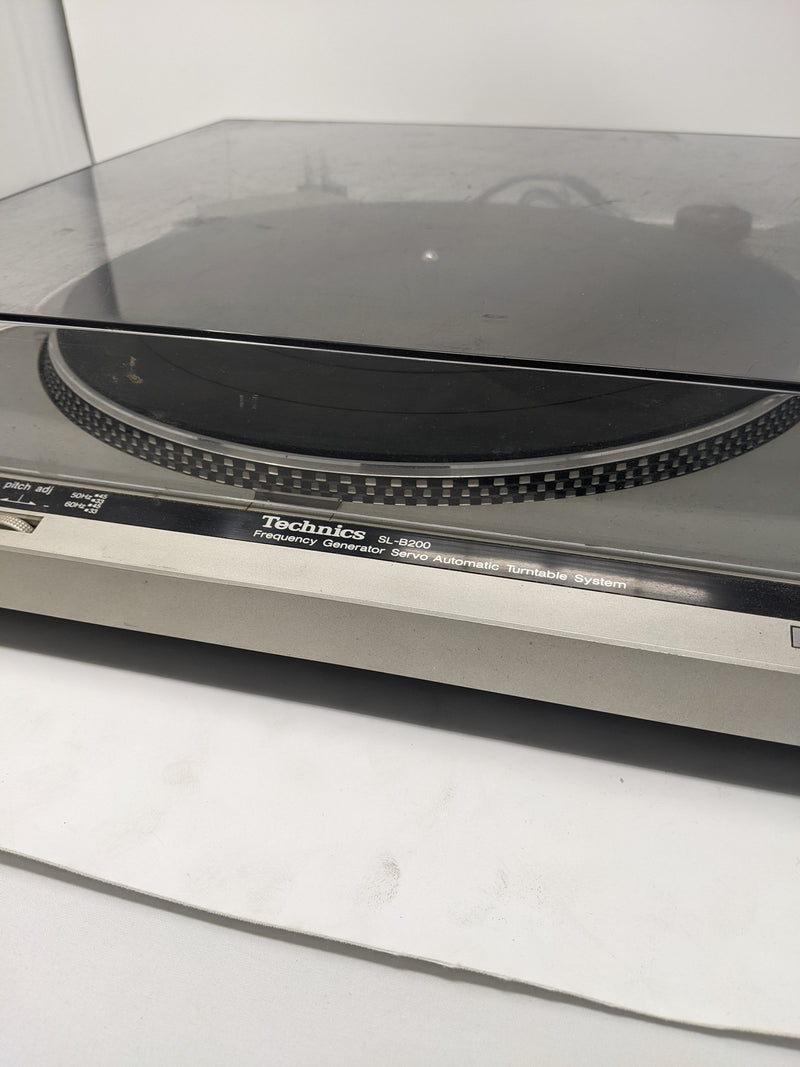 Technics SL-B200 Turntable