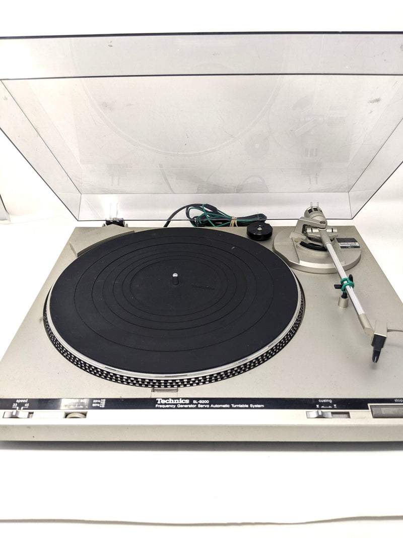 Technics SL-B200 Turntable